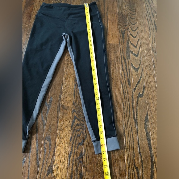 Fabletics Women’s S PowerHold Amery Mid-Rise Ankle Black/Gray Leggings - VGUC! - Picture 6 of 12